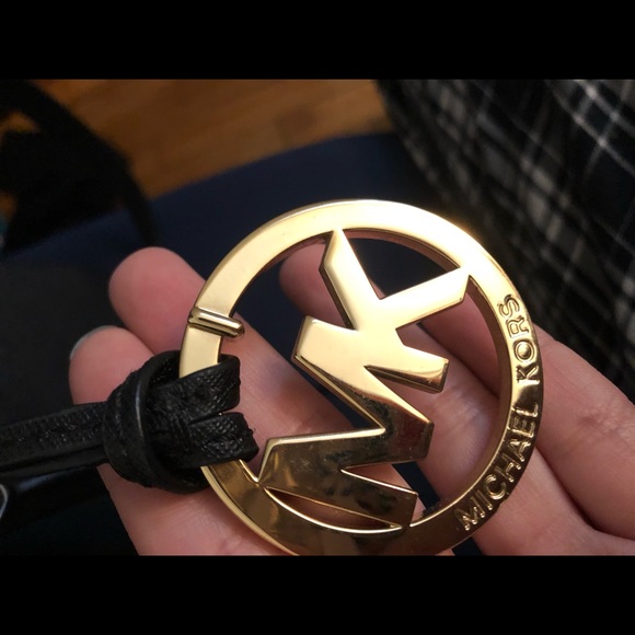 Michael Kors Sutton Satchel - Picture 8 of 8